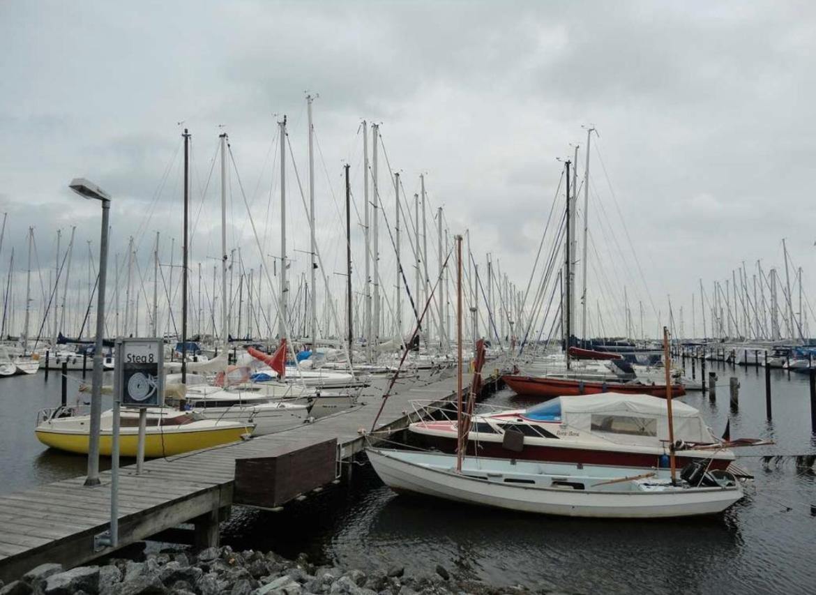 Oase An Der Ostsee Mit 2 Schlafzimmern Heiligenhafen Zewnętrze zdjęcie